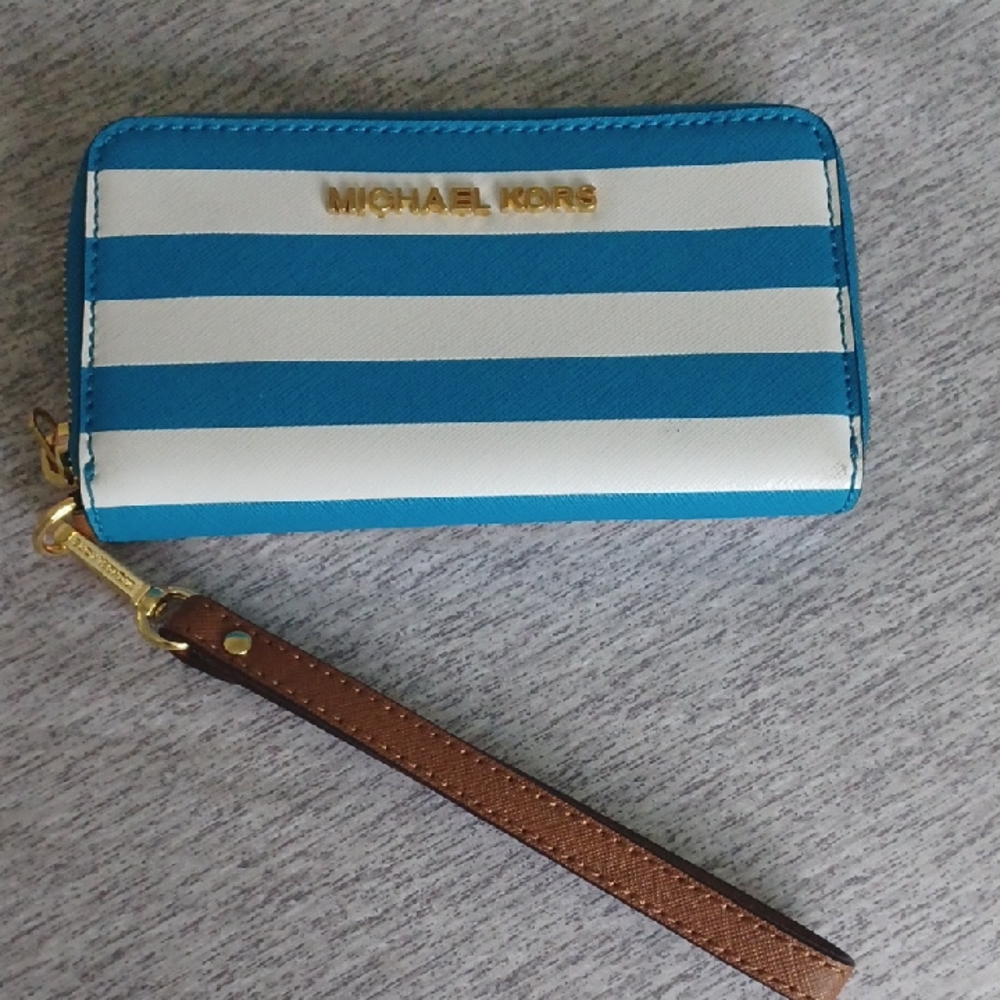 SOLD 12/25 !!
